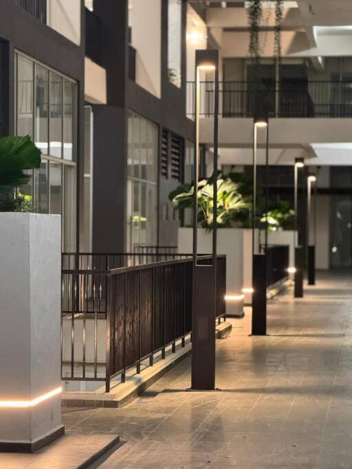 Amani Staycation Bandar Seri Alam#Studio Room 마사이 외부 사진